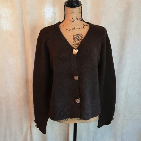 NWOT Chocolate Brown V-neck Cardigan Hammered Gold Heart Buttons Lightweight M - Picture 2 of 10